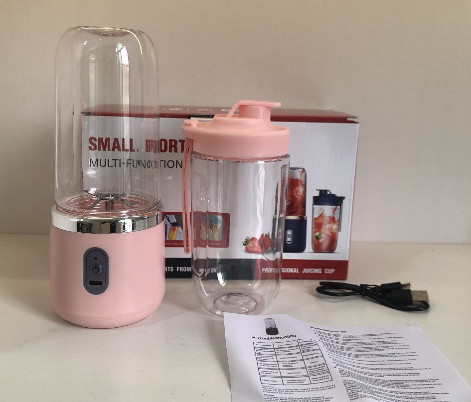 Portable blender-juicer with USB charging and 6 blades for smoothies and fruits
